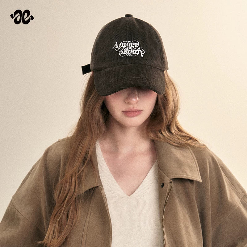 Amoge brand embroidered fashion corduroy baseball cap for women 2026 new retro face-showing small peaked cap