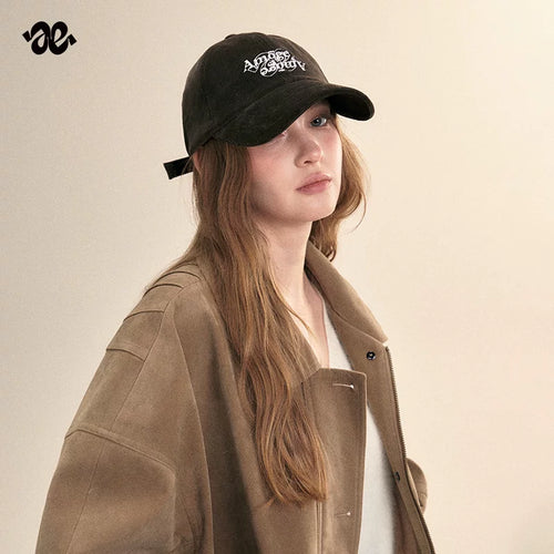 Amoge brand embroidered fashion corduroy baseball cap for women 2026 new retro face-showing small peaked cap
